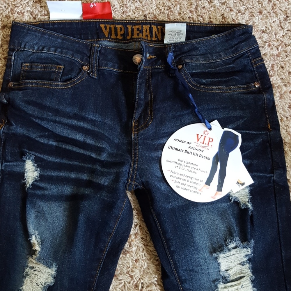 Jeans - Picture 2 of 4